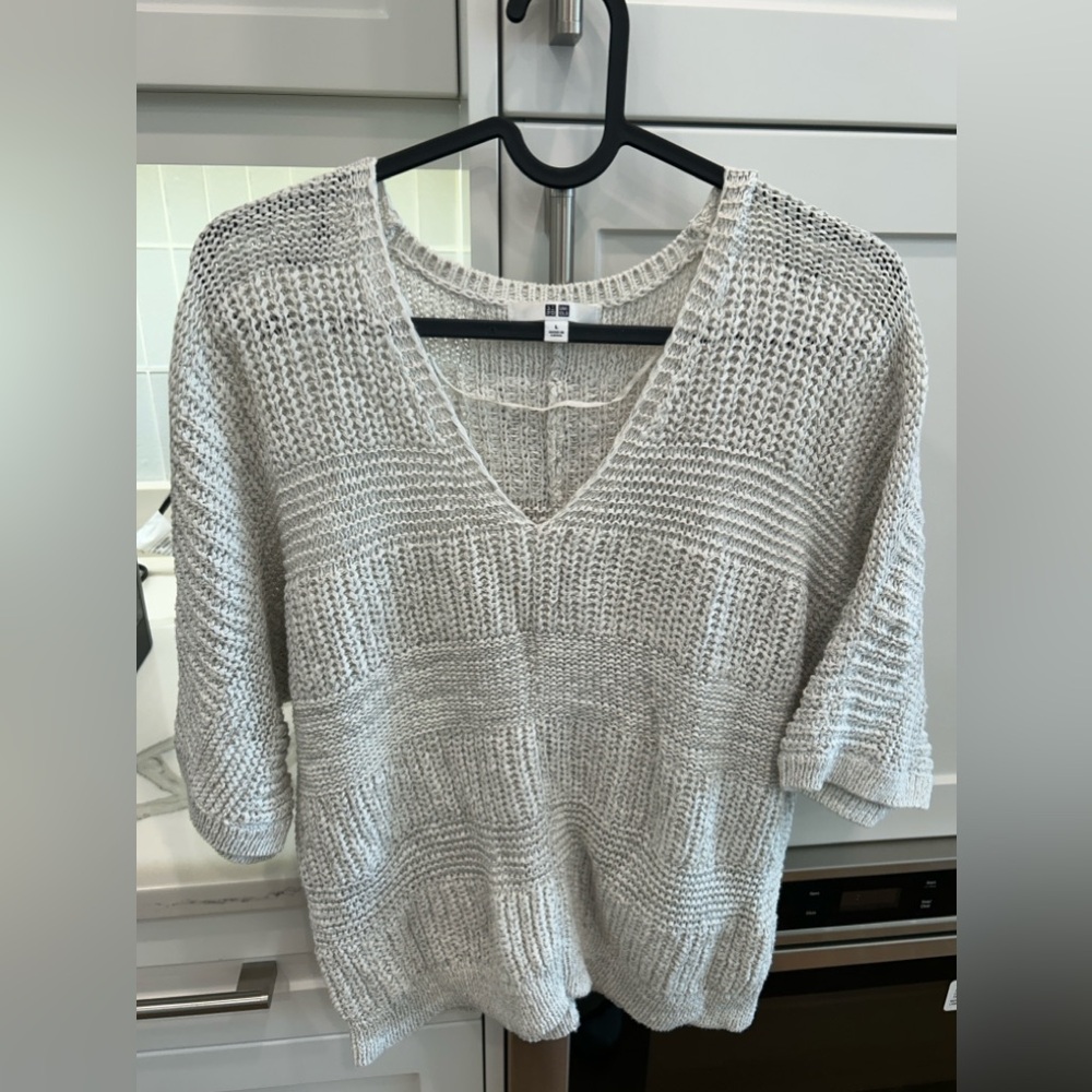 Uniqlo sweater, size L, brand new and never worn